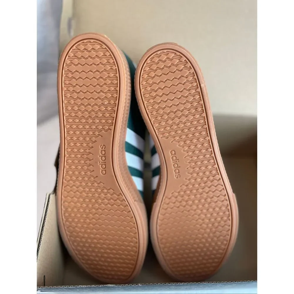 Adidas Men Daily 3.0 New in Box 12